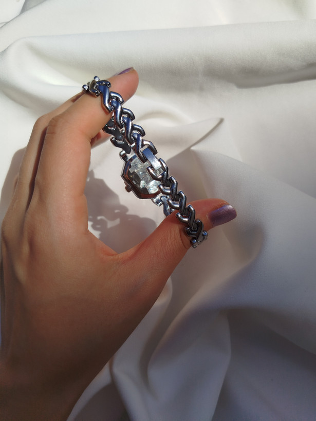 ساعت اقتصادی چری صفحه ۸ ضلعی